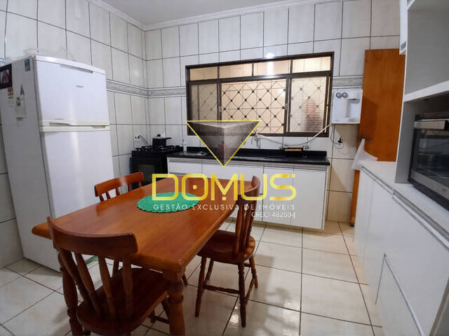 Casa para Venda em Ribeirão Preto - 2