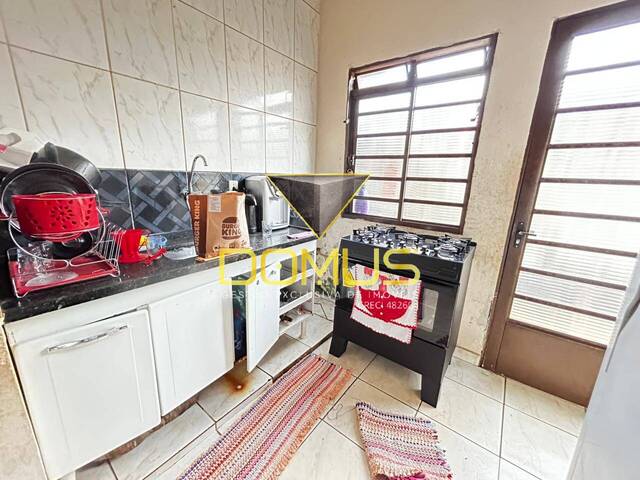 Casa para Venda em Ribeirão Preto - 2