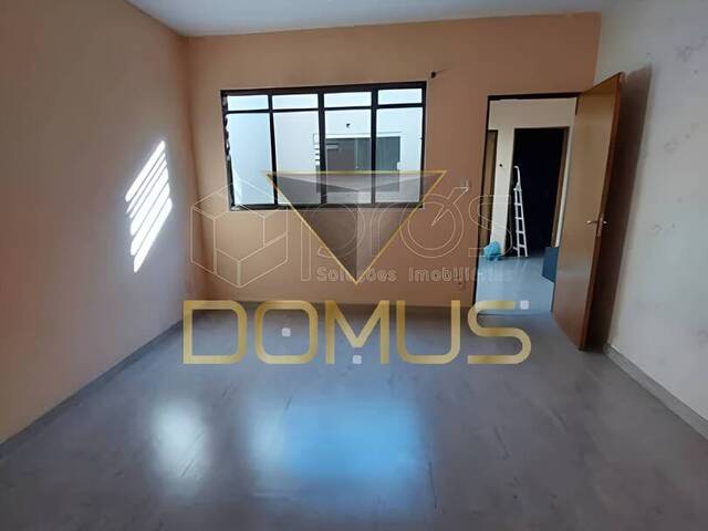 Casa para Venda em Ribeirão Preto - 3