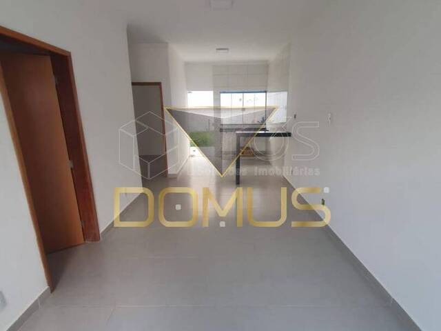 Casa para Venda em Ribeirão Preto - 3