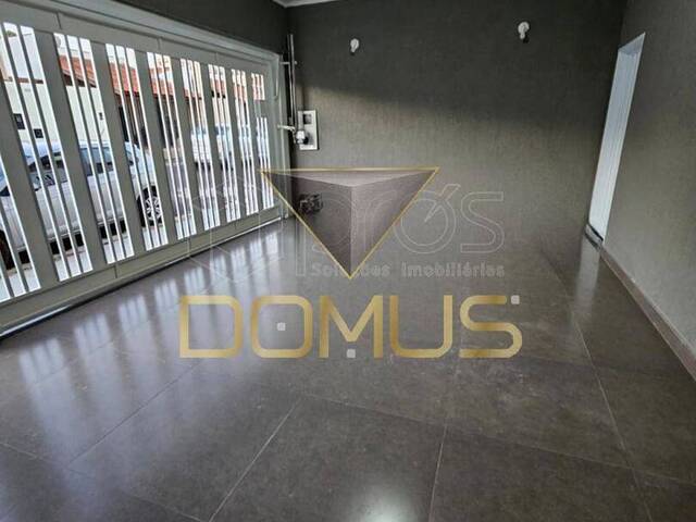 Casa para Venda em Ribeirão Preto - 2