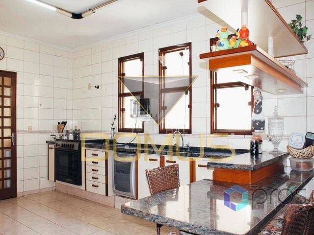 Casa para Venda em Ribeirão Preto - 2