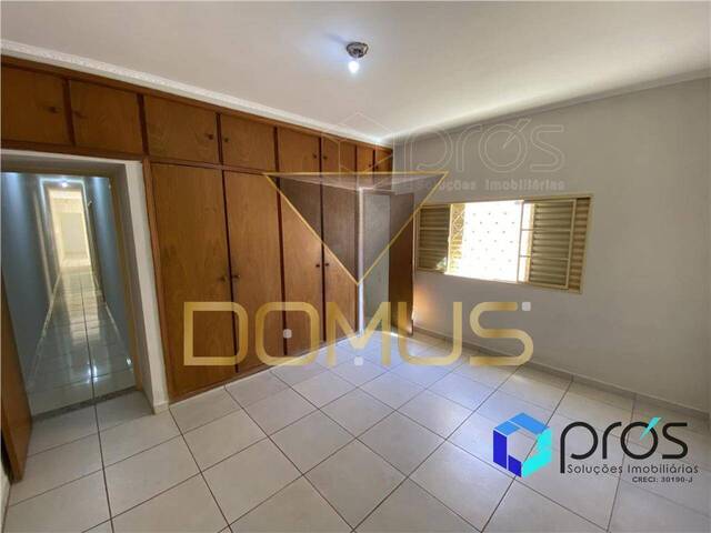 Casa para Venda em Ribeirão Preto - 3