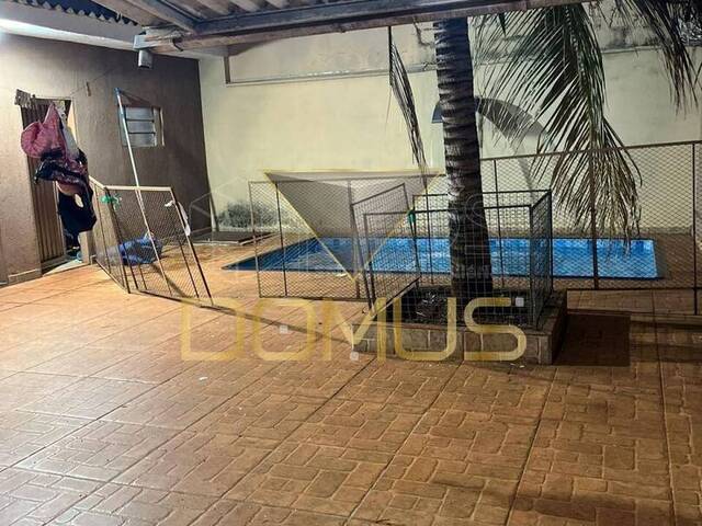 Casa para Venda em Ribeirão Preto - 3