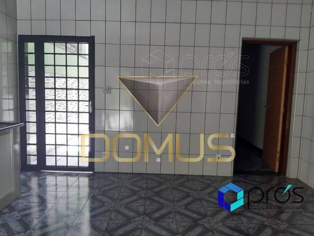 Casa para Venda em Ribeirão Preto - 3