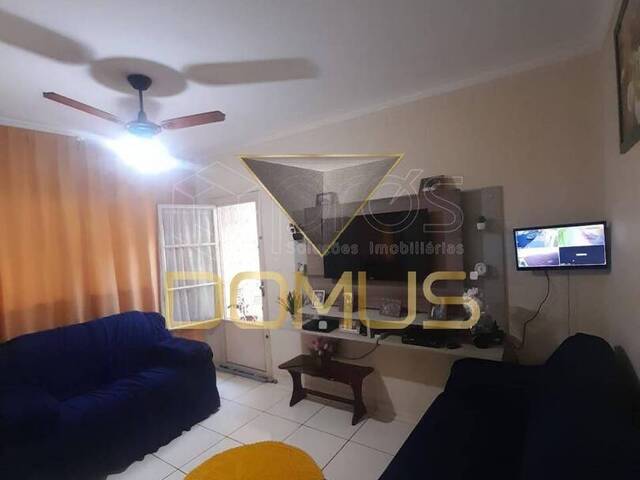 Casa para Venda em Ribeirão Preto - 2