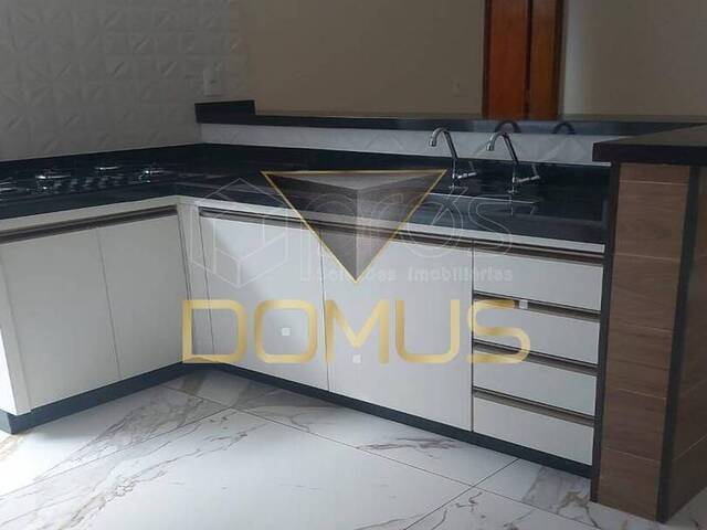 Casa para Venda em Ribeirão Preto - 2