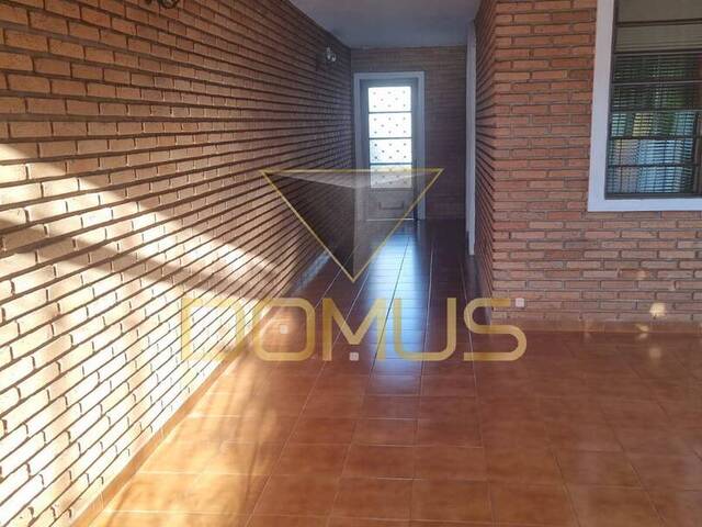 Casa para Venda em Ribeirão Preto - 2