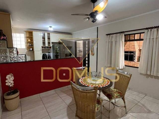 Casa para Venda em Ribeirão Preto - 3
