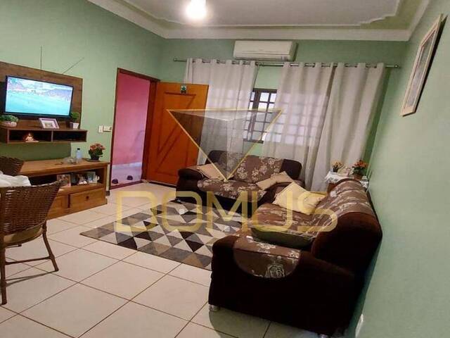 Casa para Venda em Ribeirão Preto - 2