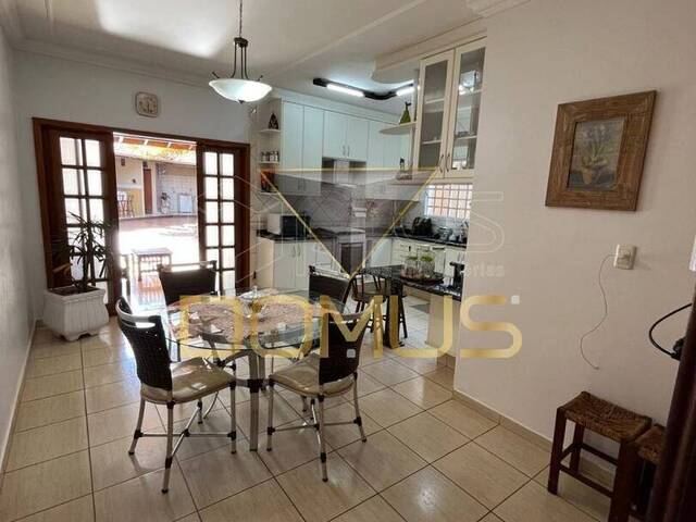 Casa para Venda em Ribeirão Preto - 4