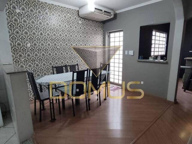 Casa para Venda em Ribeirão Preto - 3
