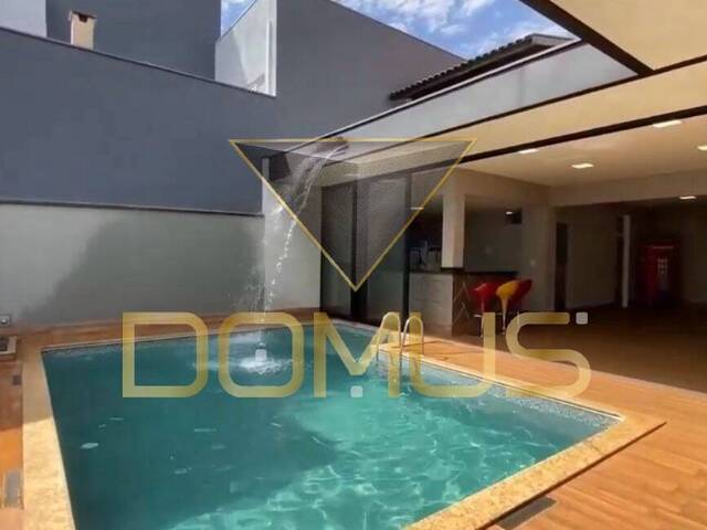Casa para Venda em Ribeirão Preto - 2