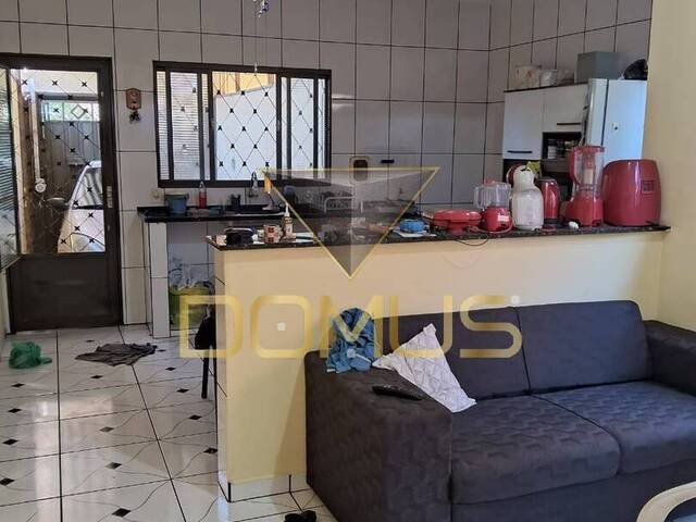 Casa para Venda em Ribeirão Preto - 2