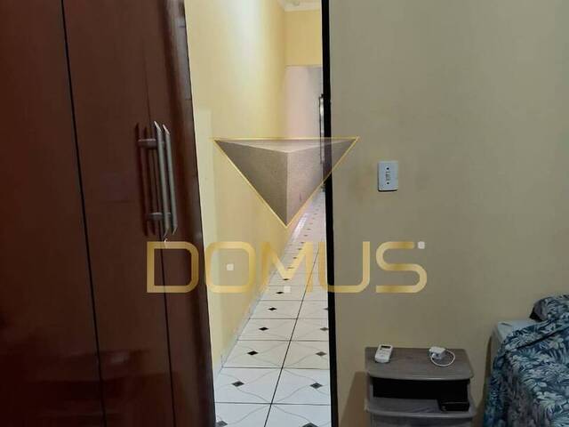 Casa para Venda em Ribeirão Preto - 3