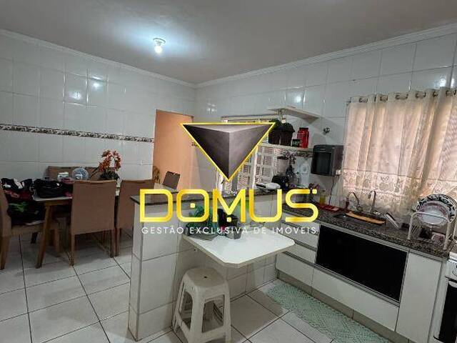 Casa para Venda em Ribeirão Preto - 5
