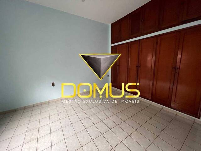 Casa para Venda em Ribeirão Preto - 3