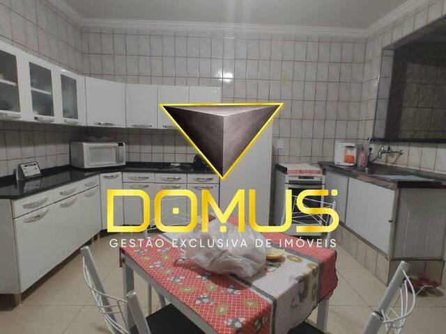 Casa para Venda em Ribeirão Preto - 2