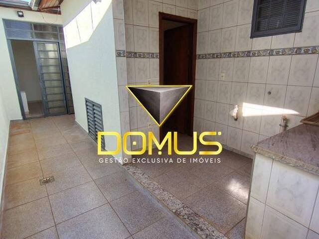 Casa para Venda em Ribeirão Preto - 3