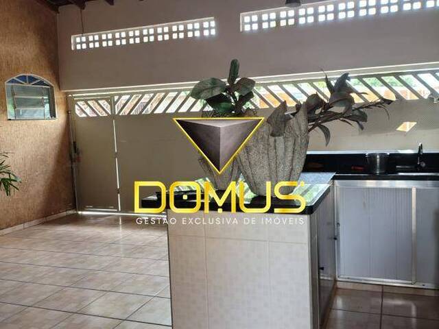Casa para Venda em Ribeirão Preto - 3