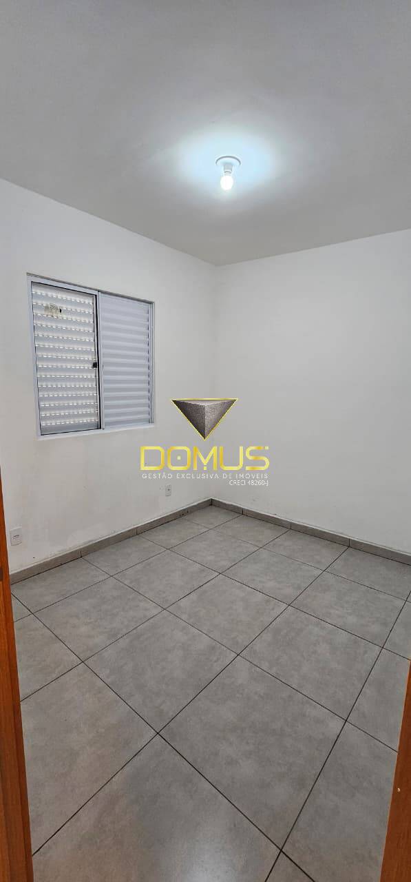Casa, 2 quartos, 44 m² - Foto 3