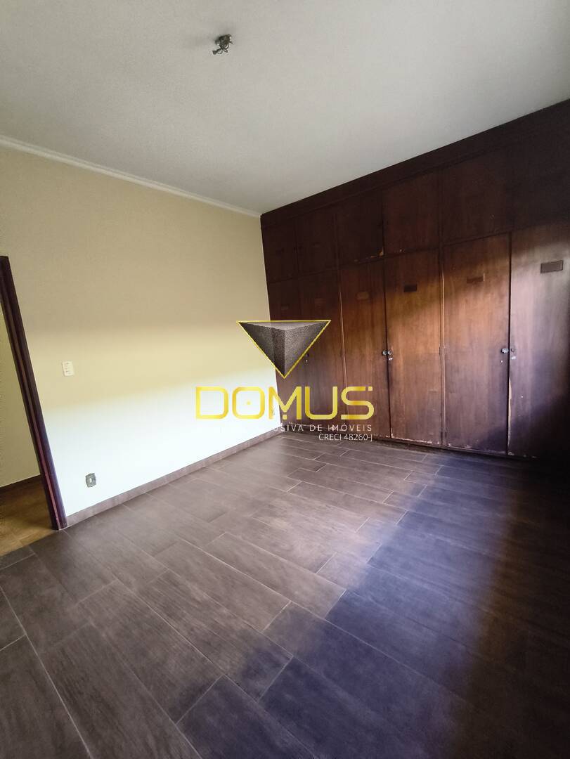 Casa, 4 quartos, 195 m² - Foto 17