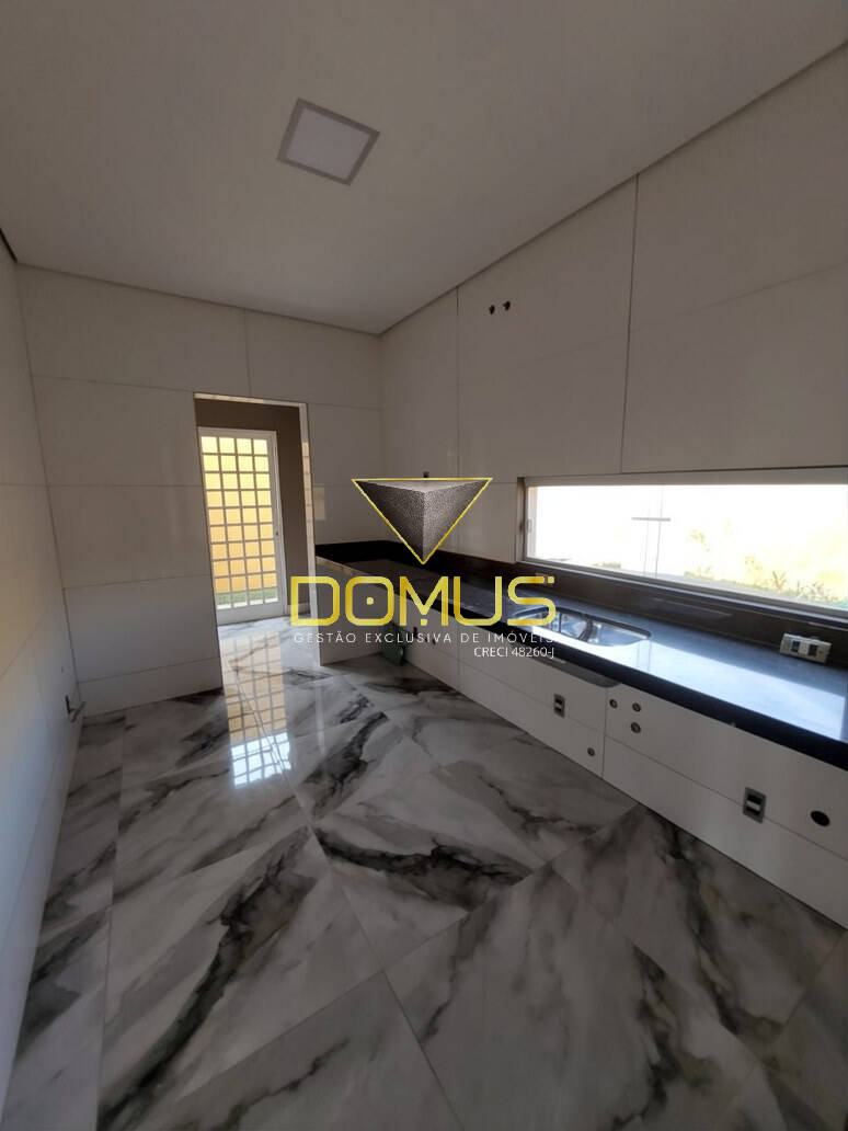 Casa, 3 quartos, 132 m² - Foto 9
