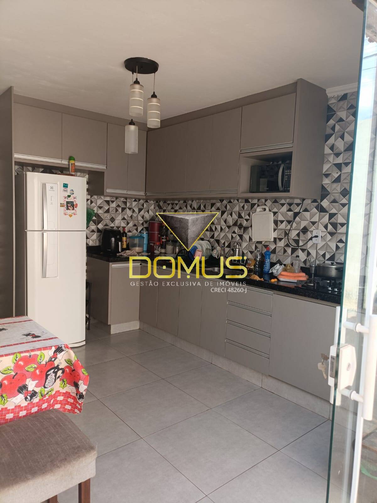 Casa, 2 quartos, 104 m² - Foto 1